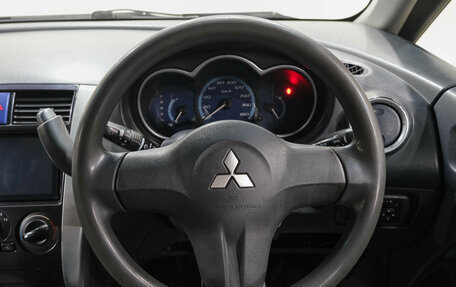 Mitsubishi Colt VI рестайлинг, 2003 год, 299 000 рублей, 19 фотография