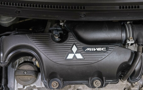 Mitsubishi Colt VI рестайлинг, 2003 год, 299 000 рублей, 31 фотография