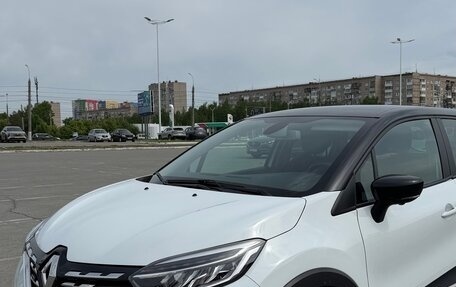 Renault Kaptur I рестайлинг, 2021 год, 1 900 000 рублей, 1 фотография