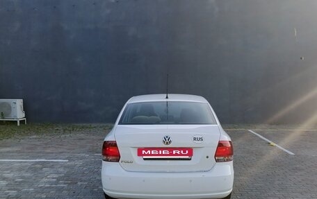 Volkswagen Polo VI (EU Market), 2011 год, 780 000 рублей, 2 фотография