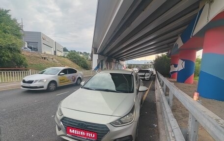 Hyundai Solaris II рестайлинг, 2018 год, 830 000 рублей, 1 фотография