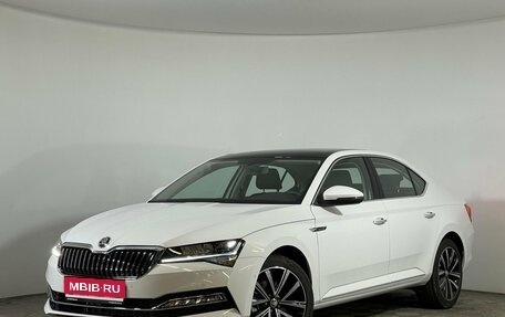 Skoda Superb III рестайлинг, 2025 год, 3 650 000 рублей, 1 фотография