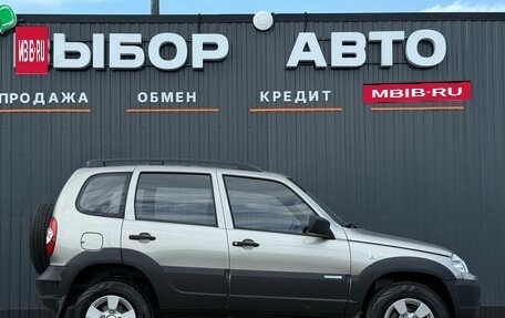 Chevrolet Niva I рестайлинг, 2014 год, 730 000 рублей, 3 фотография