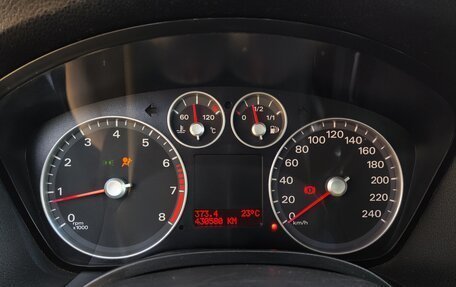 Ford Focus II рестайлинг, 2007 год, 260 000 рублей, 32 фотография