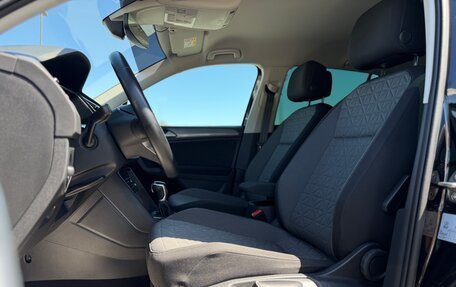 Volkswagen Tiguan II, 2021 год, 3 350 000 рублей, 12 фотография