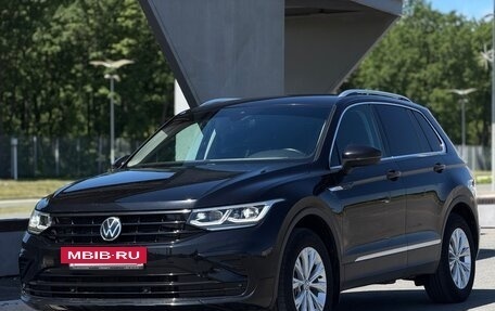 Volkswagen Tiguan II, 2021 год, 3 350 000 рублей, 5 фотография