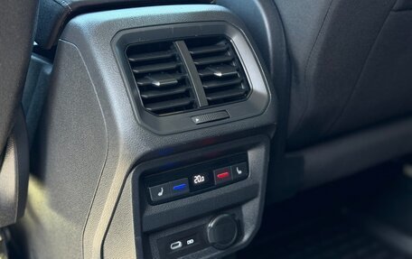 Volkswagen Tiguan II, 2021 год, 3 350 000 рублей, 19 фотография