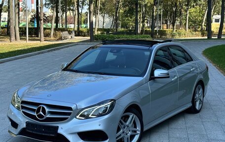 Mercedes-Benz E-Класс, 2013 год, 3 350 000 рублей, 3 фотография