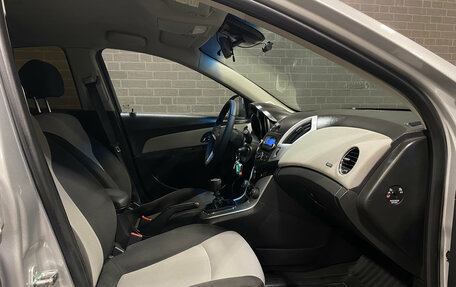 Chevrolet Cruze II, 2013 год, 750 000 рублей, 10 фотография