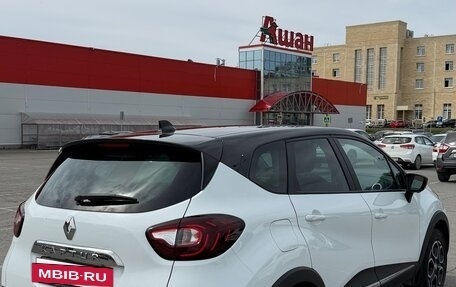 Renault Kaptur I рестайлинг, 2021 год, 1 900 000 рублей, 8 фотография