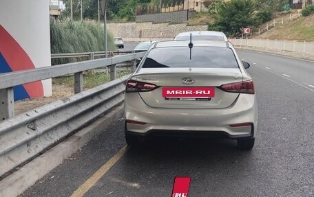 Hyundai Solaris II рестайлинг, 2018 год, 830 000 рублей, 4 фотография