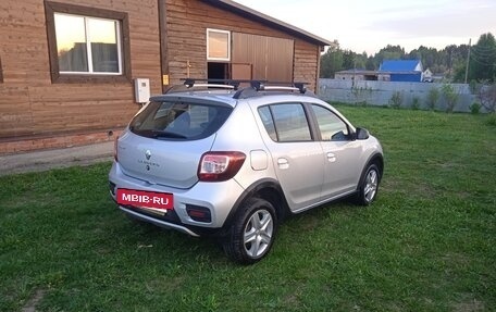 Renault Sandero II рестайлинг, 2015 год, 890 000 рублей, 3 фотография