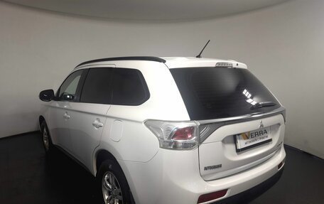 Mitsubishi Outlander III рестайлинг 3, 2012 год, 1 370 000 рублей, 6 фотография
