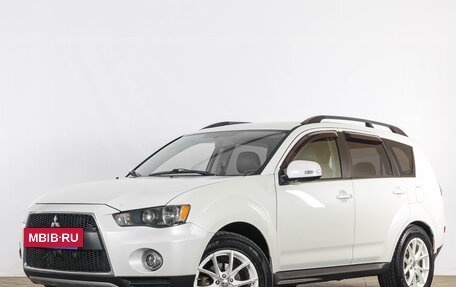 Mitsubishi Outlander III рестайлинг 3, 2012 год, 999 000 рублей, 4 фотография