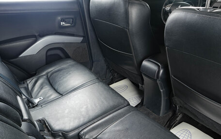 Mitsubishi Outlander III рестайлинг 3, 2012 год, 999 000 рублей, 10 фотография
