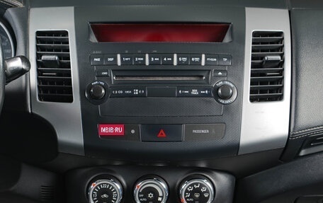 Mitsubishi Outlander III рестайлинг 3, 2012 год, 999 000 рублей, 16 фотография