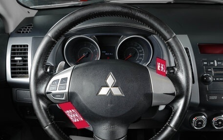 Mitsubishi Outlander III рестайлинг 3, 2012 год, 999 000 рублей, 14 фотография