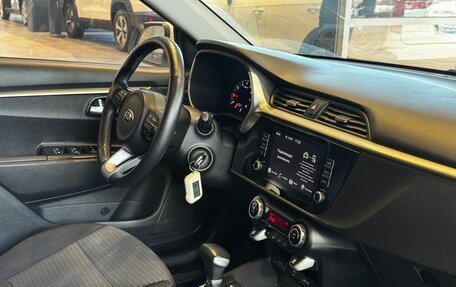 KIA Rio IV, 2021 год, 1 579 000 рублей, 14 фотография
