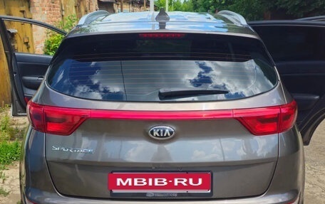 KIA Sportage IV рестайлинг, 2017 год, 1 750 000 рублей, 4 фотография
