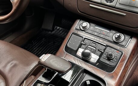 Audi A8, 2010 год, 1 800 000 рублей, 4 фотография