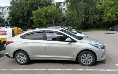 Hyundai Solaris II рестайлинг, 2020 год, 1 250 000 рублей, 15 фотография