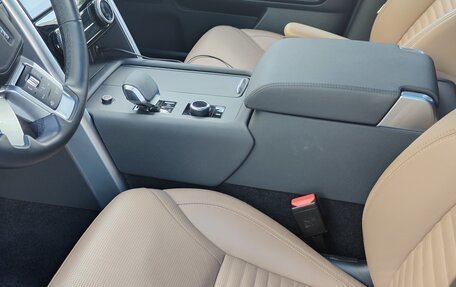 Land Rover Discovery IV, 2024 год, 12 000 000 рублей, 7 фотография