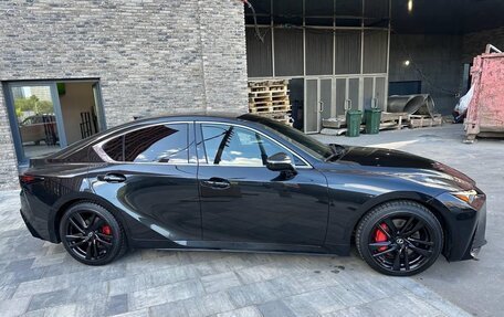 Lexus IS III, 2021 год, 3 950 000 рублей, 13 фотография