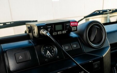 Land Rover Defender I, 2011 год, 2 969 000 рублей, 10 фотография