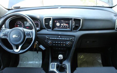 KIA Sportage IV рестайлинг, 2018 год, 1 855 000 рублей, 16 фотография