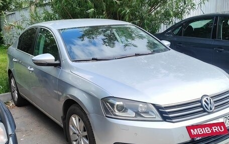 Volkswagen Passat B7, 2012 год, 790 000 рублей, 3 фотография
