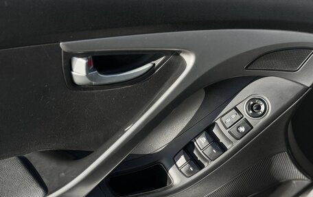 Hyundai Elantra V, 2015 год, 1 200 000 рублей, 21 фотография