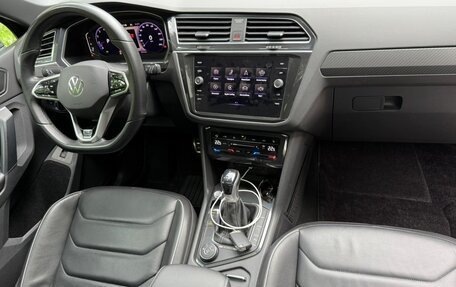 Volkswagen Tiguan II, 2021 год, 3 700 000 рублей, 6 фотография