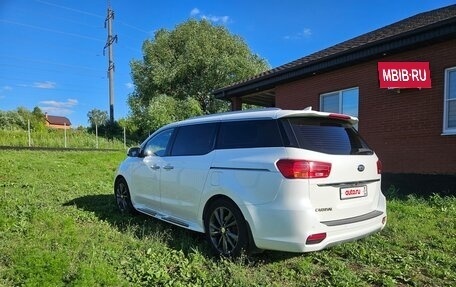 KIA Carnival III, 2019 год, 3 099 000 рублей, 5 фотография
