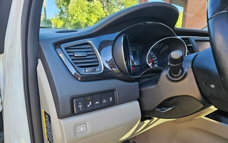 KIA Carnival III, 2019 год, 3 099 000 рублей, 15 фотография