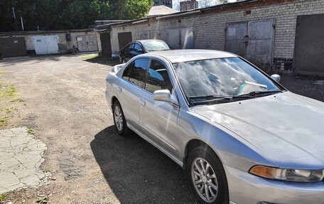 Mitsubishi Galant VIII, 2002 год, 300 000 рублей, 3 фотография