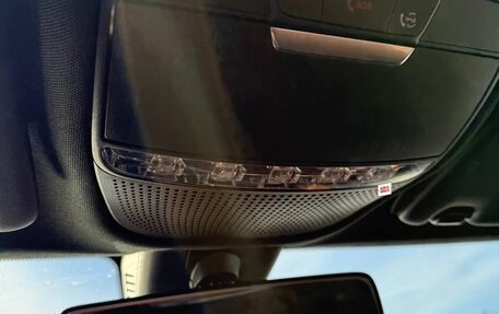 Mercedes-Benz C-Класс, 2019 год, 2 350 000 рублей, 11 фотография