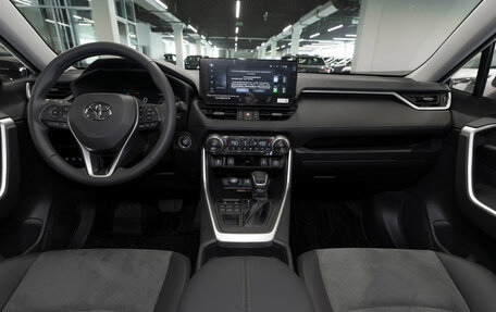 Toyota RAV4, 2025 год, 4 650 000 рублей, 8 фотография