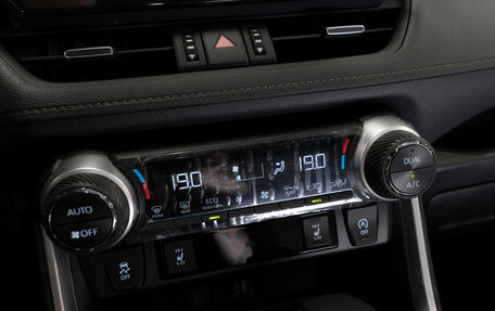 Toyota RAV4, 2025 год, 4 650 000 рублей, 19 фотография