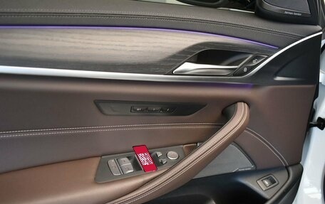 BMW 5 серия, 2020 год, 5 390 000 рублей, 14 фотография