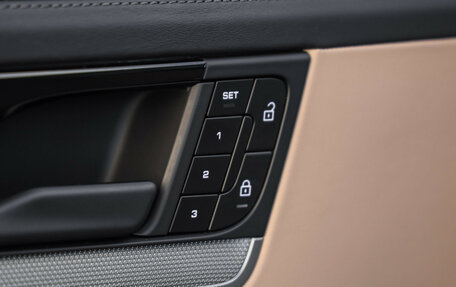 Porsche Cayenne III, 2025 год, 17 490 000 рублей, 26 фотография