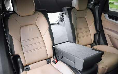Porsche Cayenne III, 2025 год, 17 490 000 рублей, 34 фотография