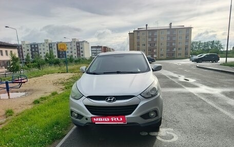 Hyundai ix35 I рестайлинг, 2011 год, 900 000 рублей, 2 фотография