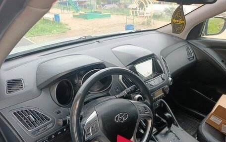 Hyundai ix35 I рестайлинг, 2011 год, 900 000 рублей, 5 фотография