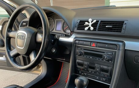 Audi A4, 2005 год, 750 000 рублей, 29 фотография