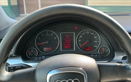 Audi A4, 2005 год, 750 000 рублей, 31 фотография