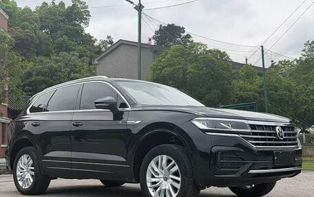 Volkswagen Touareg III, 2022 год, 4 685 007 рублей, 3 фотография