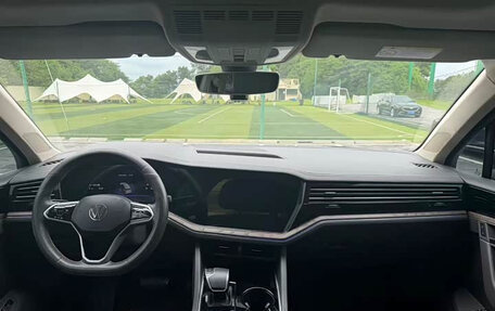 Volkswagen Touareg III, 2022 год, 4 685 007 рублей, 7 фотография
