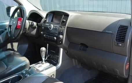 Nissan Pathfinder, 2010 год, 1 349 888 рублей, 22 фотография