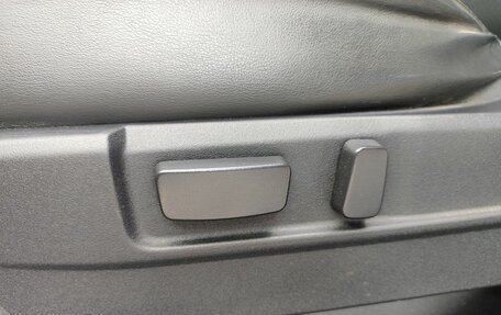 Mitsubishi Outlander III рестайлинг 3, 2019 год, 1 999 000 рублей, 13 фотография