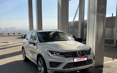 Volkswagen Touareg III, 2015 год, 4 590 000 рублей, 1 фотография